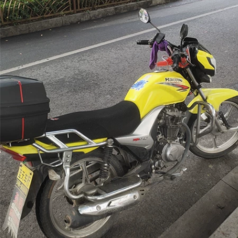精品豪爵摩托车，买了小车就没怎么骑了，车子...