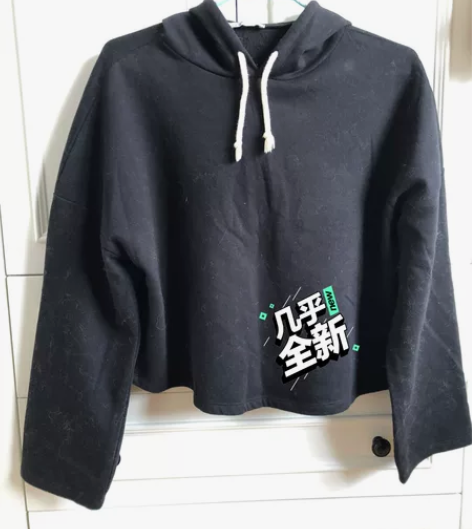 下摆宽松黑色带帽卫衣,均码,内搭外穿,下面...