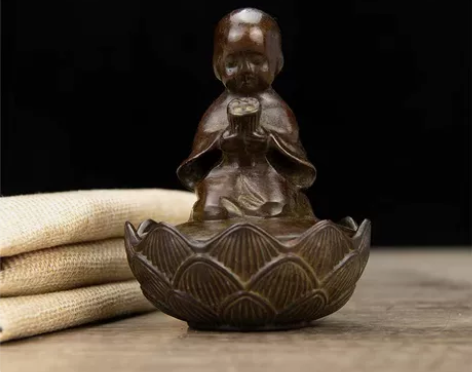 仿古莲花求佛小和尚熏香炉 尺寸:直径6.8...