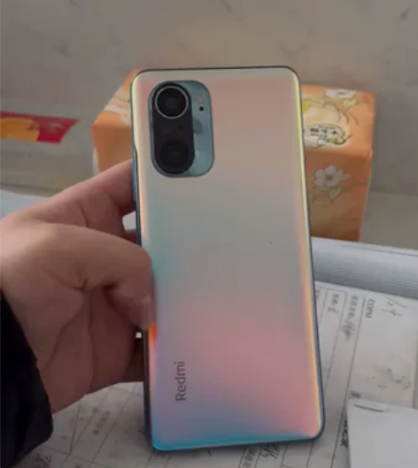 红米k40 蓝色 8128 120hz 骁...