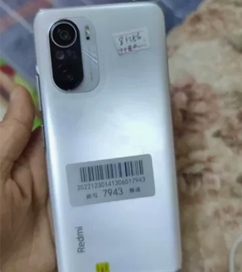 红米k40，国行8+3+256.5G版，无...