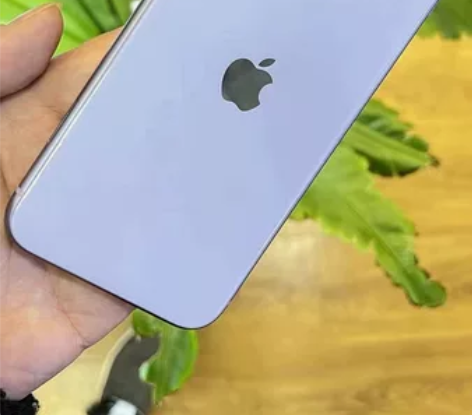 iphone 11特价机全网通，耐看紫 送...