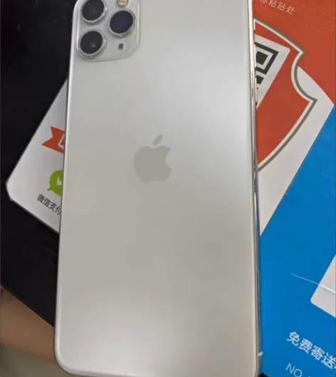 苹果11Pro64白色特价机 面容原彩显示...