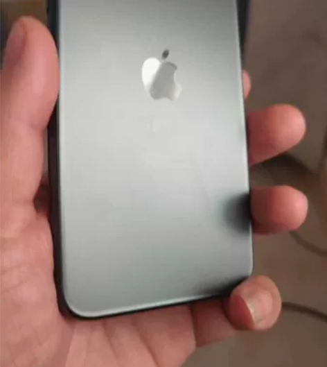 苹果11pro，64g，原装正品，全网通，...