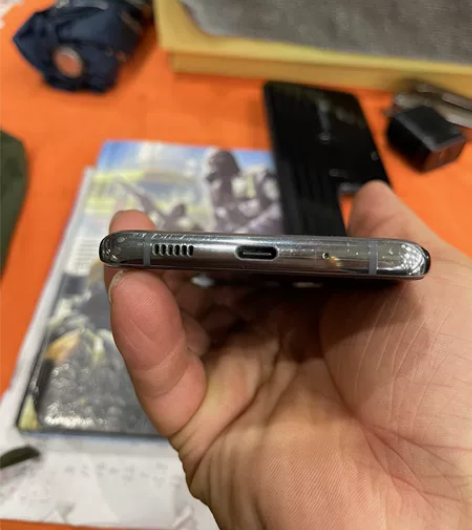 欧版双卡三星s20u12+128边框带硬壳...