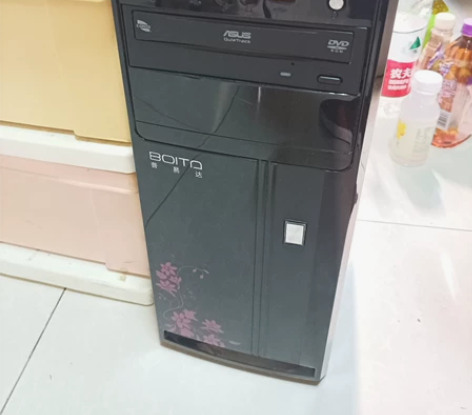 出售电脑台式机，四核处理器，4G内存条，显...