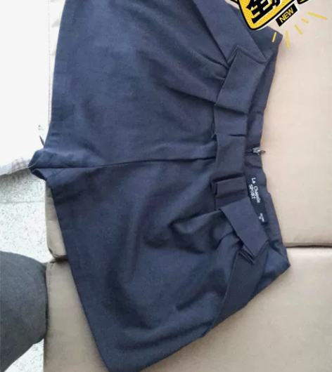 全新拉夏贝尔女式短裤，藏青色，160/68...