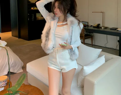 豆豆酱chic/幼态白巧/白色休闲短裤女2...