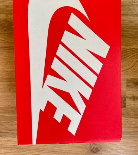 nike儿童鞋 10C 很新 孩子没怎么穿...