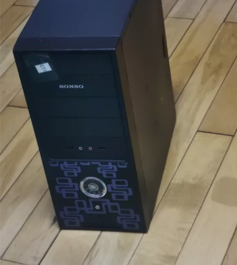 电脑机箱 感兴趣的话点“我想要”和我私聊吧...