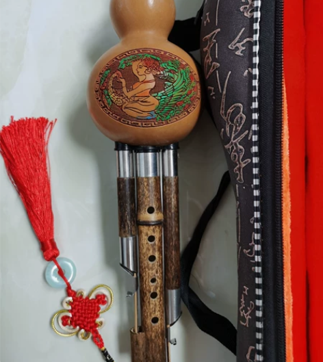 【出】几乎全新c调葫芦丝 感兴趣的话点“我...