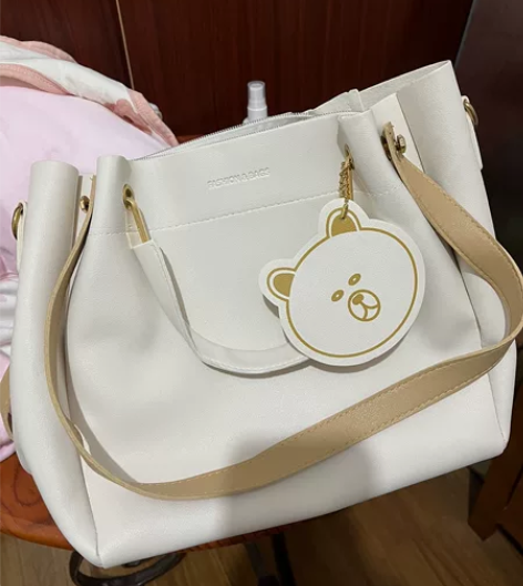 斜挎包单肩包拎包 感兴趣的话点“我想要”和...