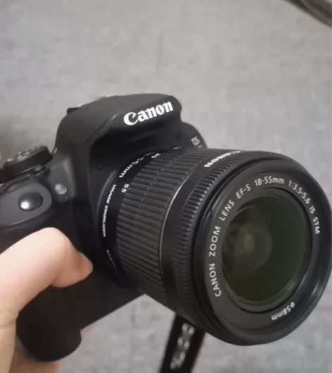 佳能 700D 单反套机 （EF-S 18...