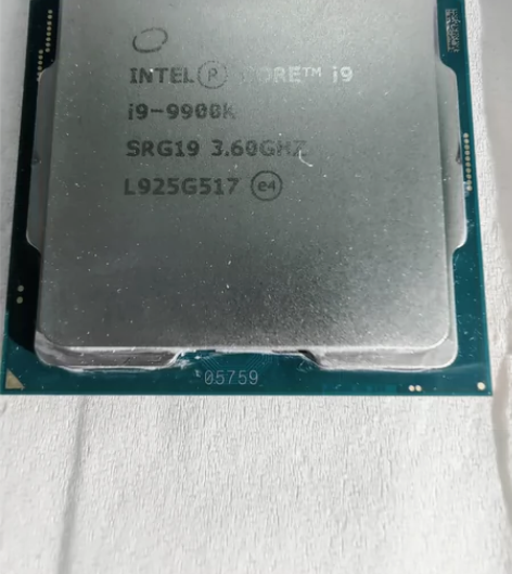 i9 9900k，联想拯救者台式机上的，两...