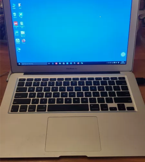 苹果笔记本MacBookAir A1369...