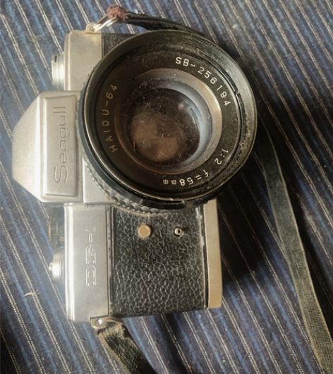 海鸥相机老相机。功能正常。定时器的扳手掉了...