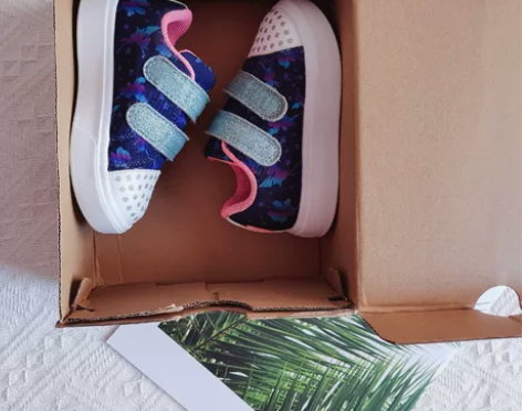 安踏女童鞋23码，9成新，内长15CM，穿...