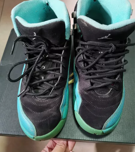 乔丹Jordon女款篮球鞋，AJ12，购于...