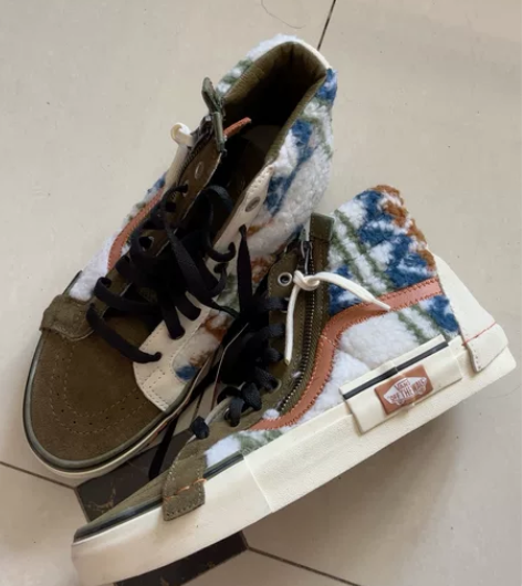 【不讲价】Vans全新正品39码 感兴趣的...