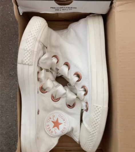 匡威converse丝带帆布女鞋 微商购入...