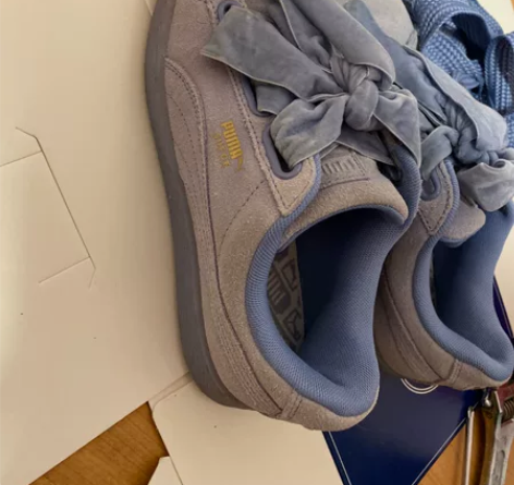 Puma彪马紫色蝴蝶结 丝带翻毛皮女子板鞋...