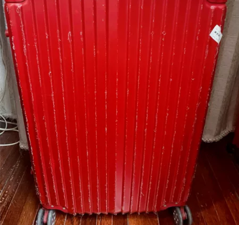 28寸行李箱红色拉杆箱旅行箱Ito 闲置，...