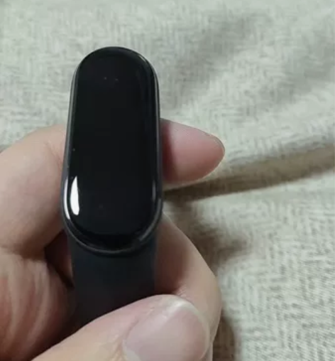 小米手环6 NFC 95新 感兴趣的话点“...