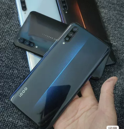 vivo iQOO12+256电竟游戏手机...