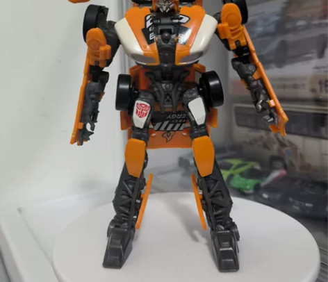 孩之宝变形金刚D级路霸带联动武器，有书无盒...