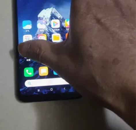小米8黑色6+128双卡全网通，之前自己用...