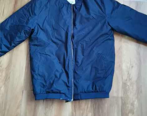 男士棒球棉服L码 感兴趣的话点“我想要”和...