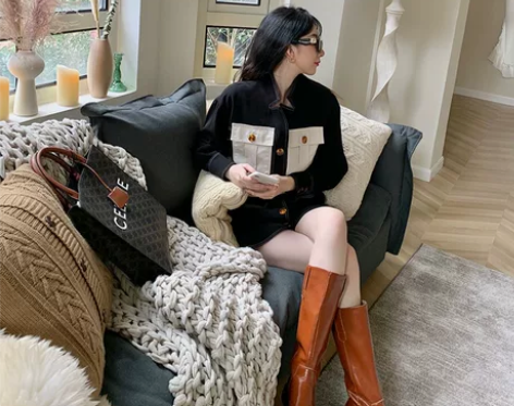 NORA设计感小众显瘦温柔风裙子女2022...