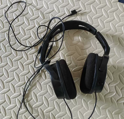 飞利浦耳机，头戴式，无麦克风 限自提，感兴...