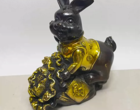 招财兔子摆件 黄铜仿紫铜鎏金复古工艺 批发...