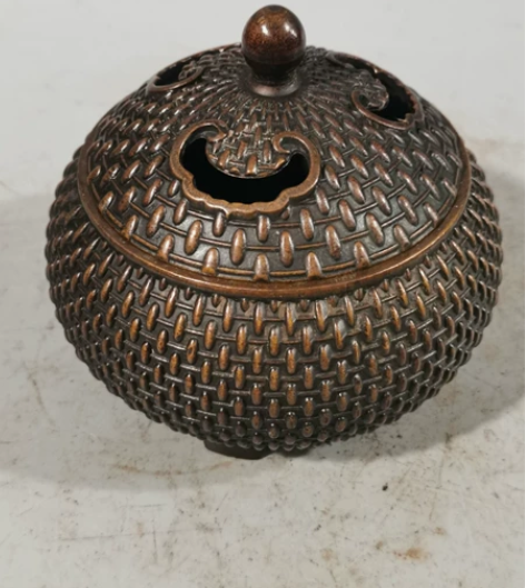 古玩铜器收藏，祥云熏香炉鎏金香炉工艺精湛包...