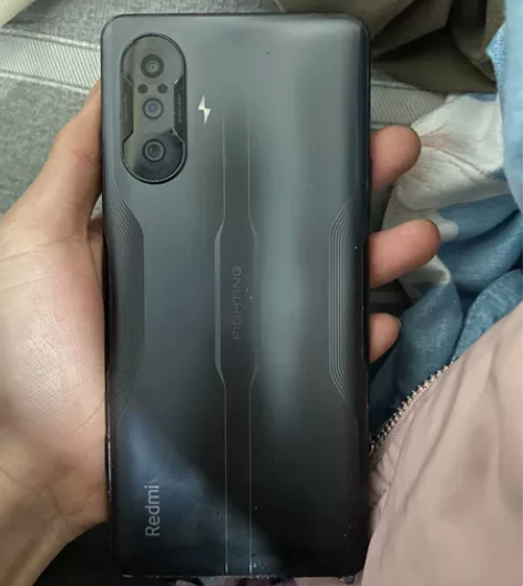 红米k40游戏增强版 8+256 成色如图...