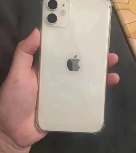 iphone 12 国行128G，白色。自...