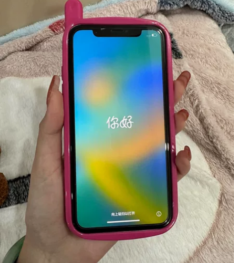 iPhone 11薄荷绿256g 换了14pm，所以出掉这把...