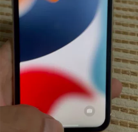 iPhone 11. 手机128G内存。 ...