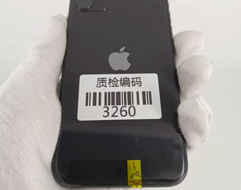 苹果11 黑色 128G 国行 更换电池。...