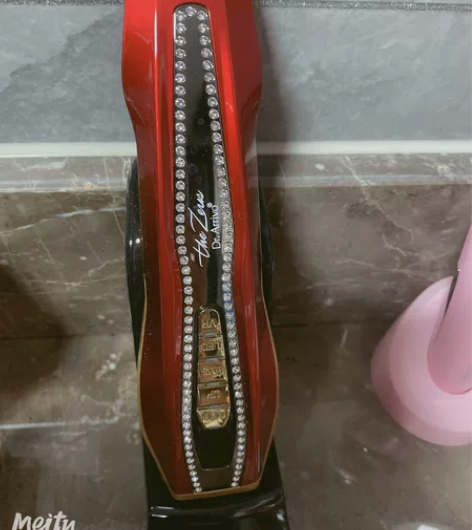 出宙斯,去年11月买的,有盒子证书,只用过...