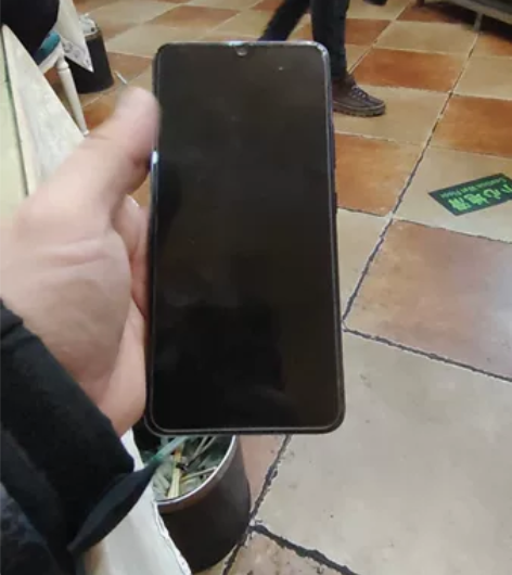 三星A90 .8+128   5G手机，功...