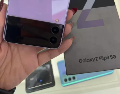 三星ZFlip3 8+256G 单卡5G嘎...