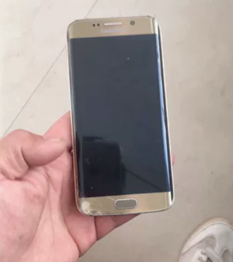 三星S6 Edge+： 4G+32G；伊拉...