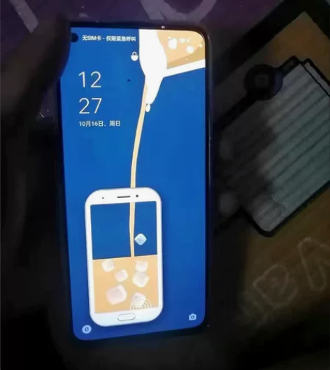 自用的Opporeno 5 几乎全新 无划...