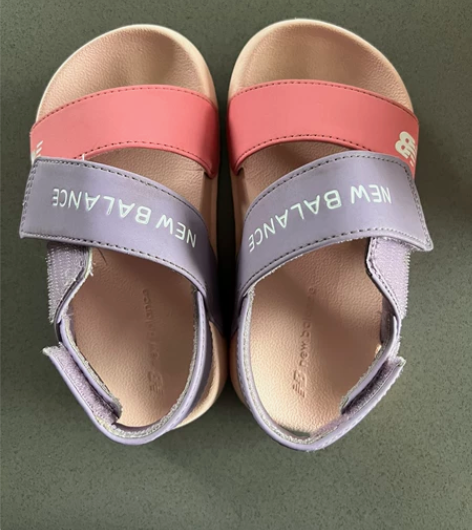 新百伦夏天的鞋子，新旧如图，有需要的联系包...