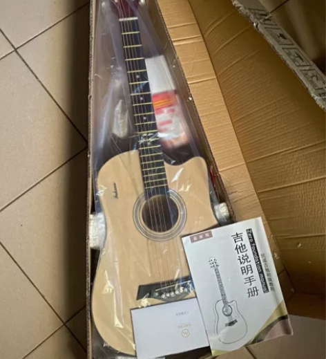 急出【1200买的一次没用】单板吉他，全新...