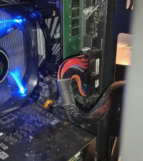 金士顿16g内存条ddr4 2400台式电...