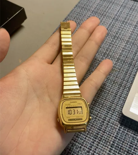 出卡西欧小金块 正品 少戴
