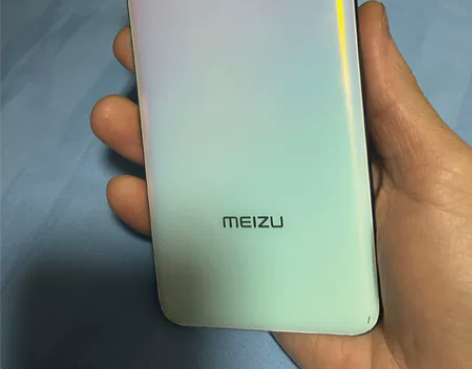 魅族17 8+128，梦幻独角兽，指纹灵敏...